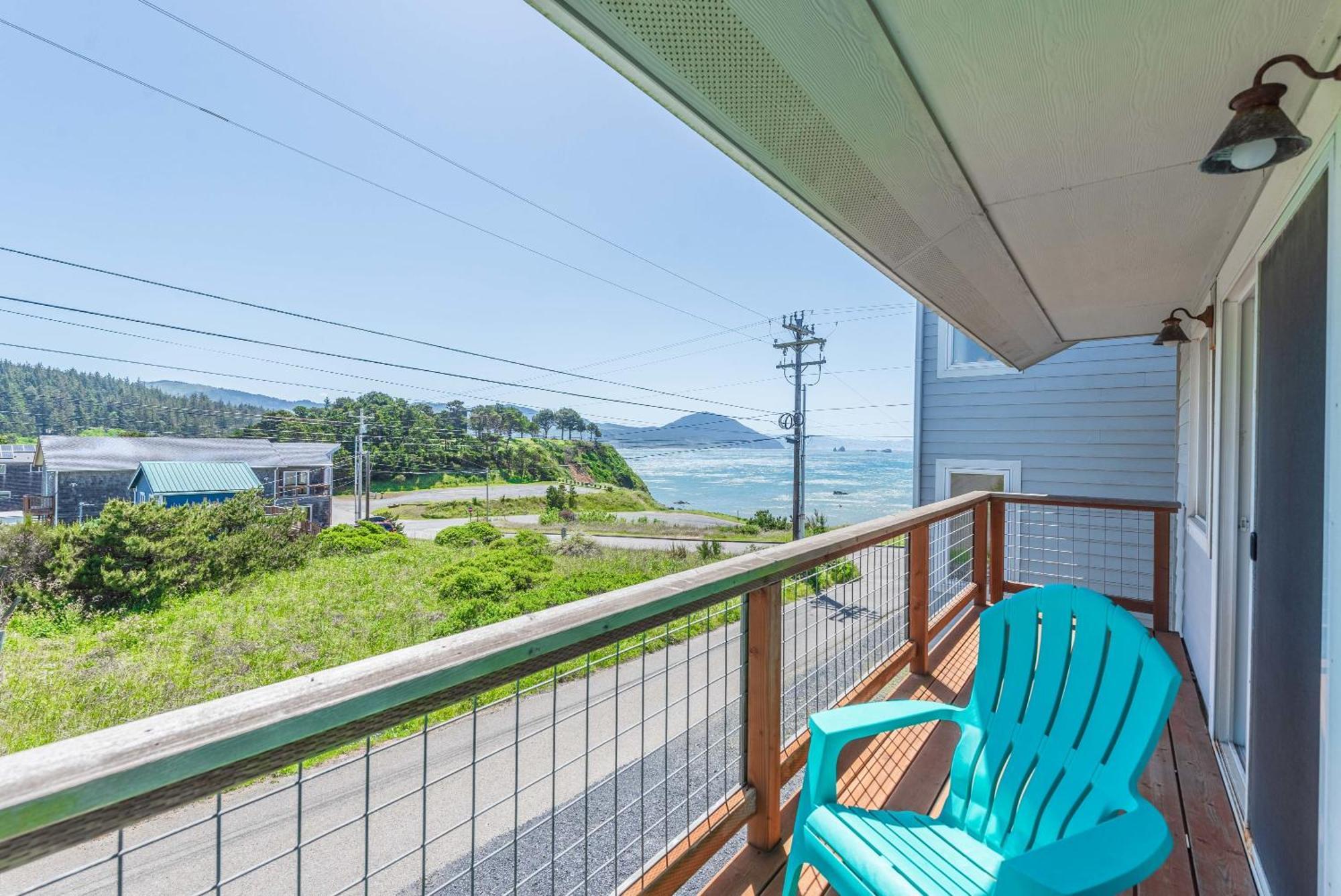 #Stayinmydistrict Oceanview Studio Loft Port Orford Exterior photo