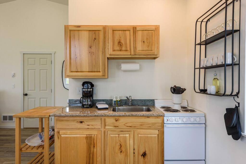 #Stayinmydistrict Oceanview Studio Loft Port Orford Exterior photo