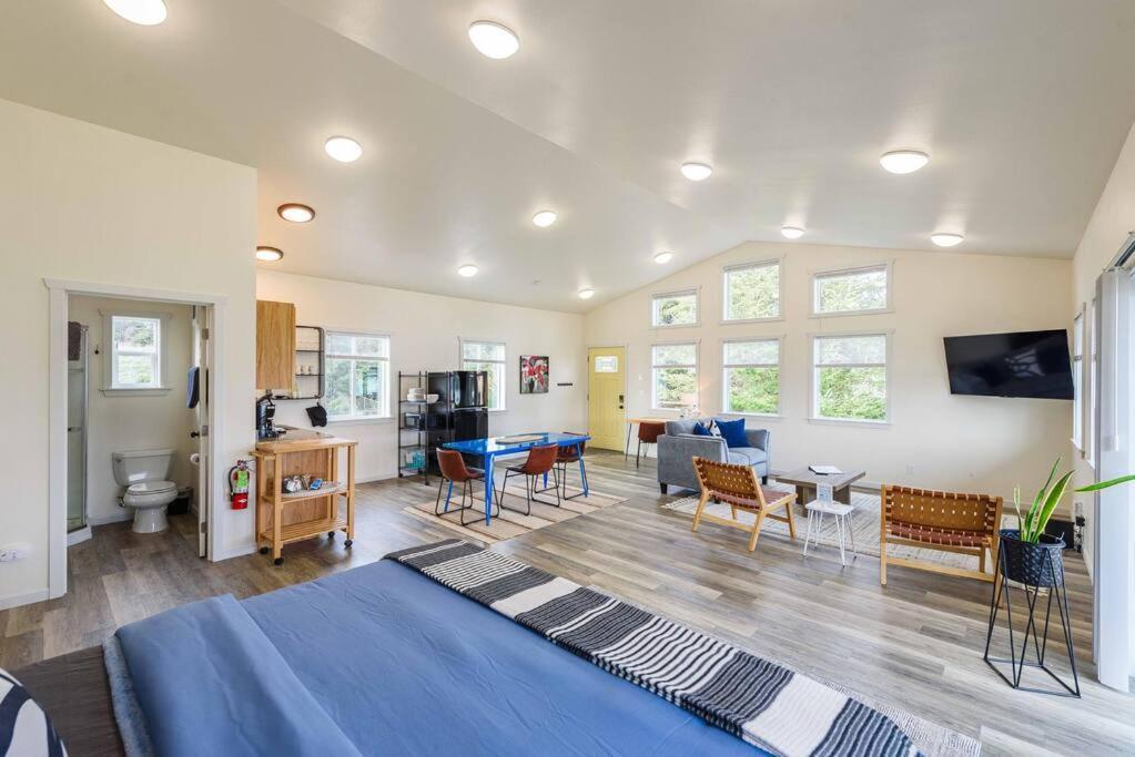 #Stayinmydistrict Oceanview Studio Loft Port Orford Exterior photo