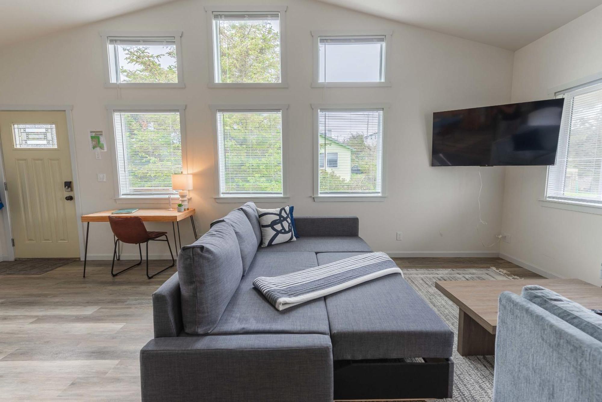 #Stayinmydistrict Oceanview Studio Loft Port Orford Exterior photo